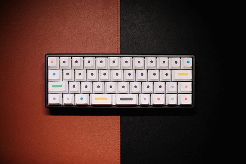 hybrid workplace technology
